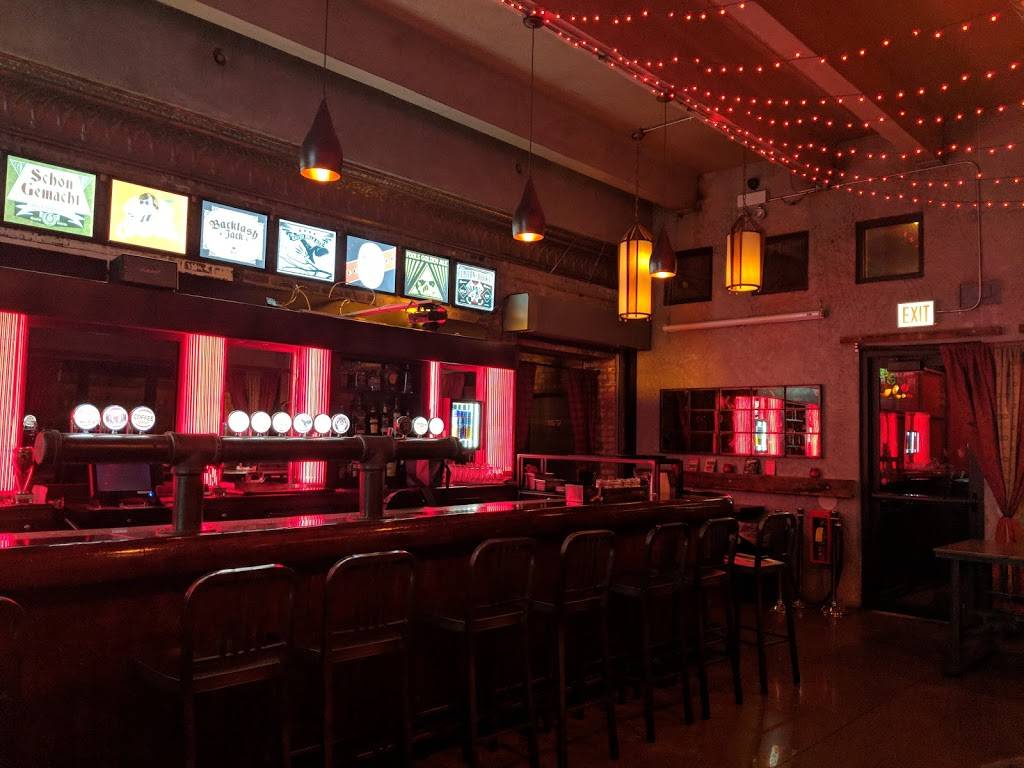 Cobra Lounge | night club | 235 N Ashland Ave, Chicago, IL 60607, USA | 3122266300 OR +1 312-226-6300