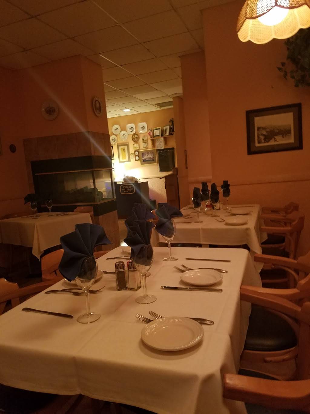 Sorrento Italian Restaurant | restaurant | 6943 St Augustine Rd, Jacksonville, FL 32217, USA | 9046369196 OR +1 904-636-9196