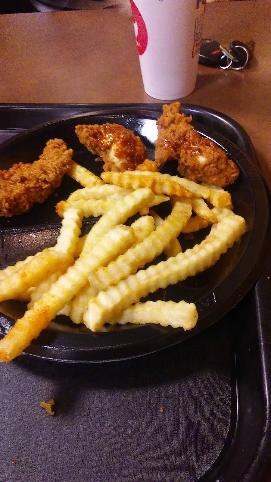 Zaxbys Chicken Fingers & Buffalo Wings | restaurant | 2099 W Evans St, Florence, SC 29501, USA | 8436655200 OR +1 843-665-5200