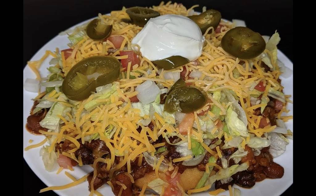 Glades Village Eatery | restaurant | 680 Glades Rd #7, Gatlinburg, TN 37738, USA | 8653251561 OR +1 865-325-1561