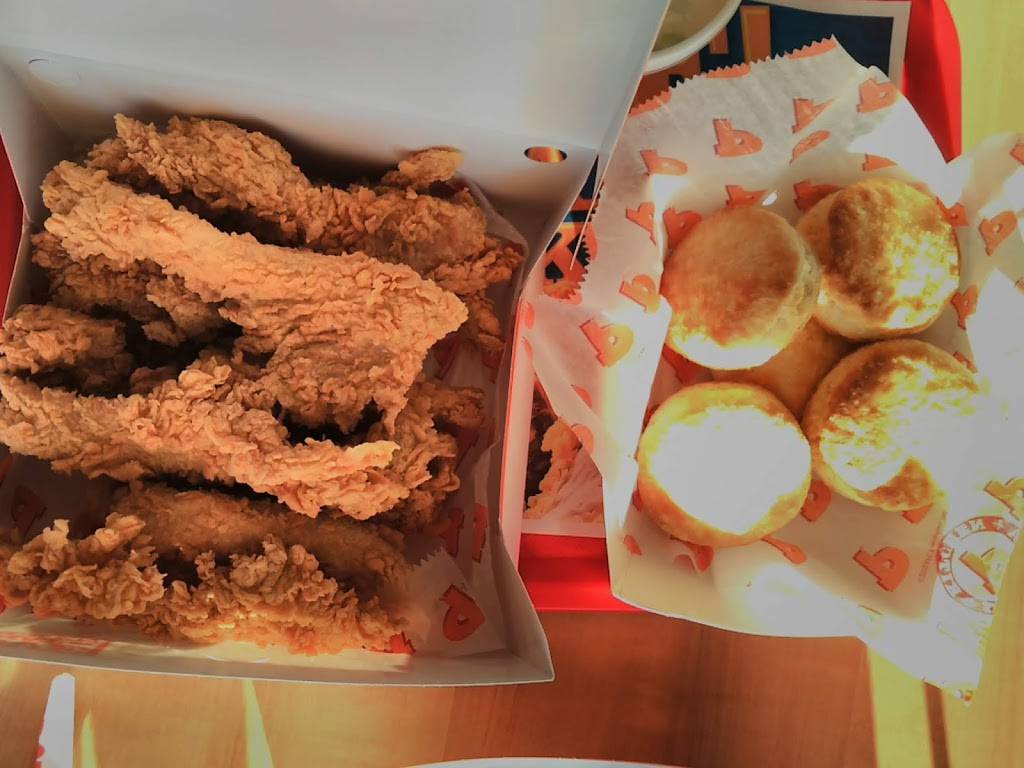 Popeyes Louisiana Kitchen | restaurant | 17524 Valley Mall Rd, Hagerstown, MD 21740, USA | 3015829305 OR +1 301-582-9305