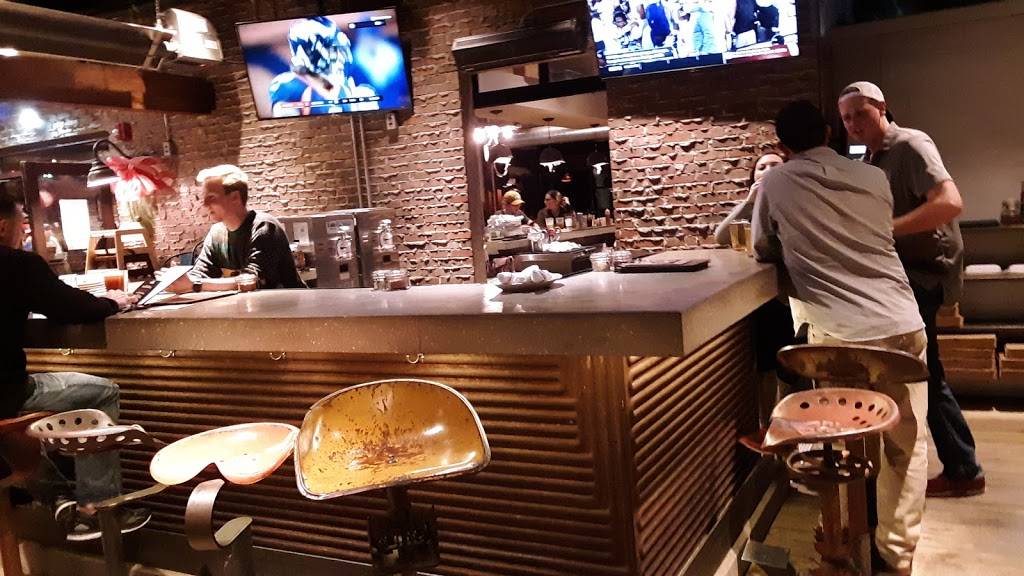 Earls 377 Pizza | restaurant | 427 US-377, Argyle, TX 76226, USA | 9404644444 OR +1 940-464-4444