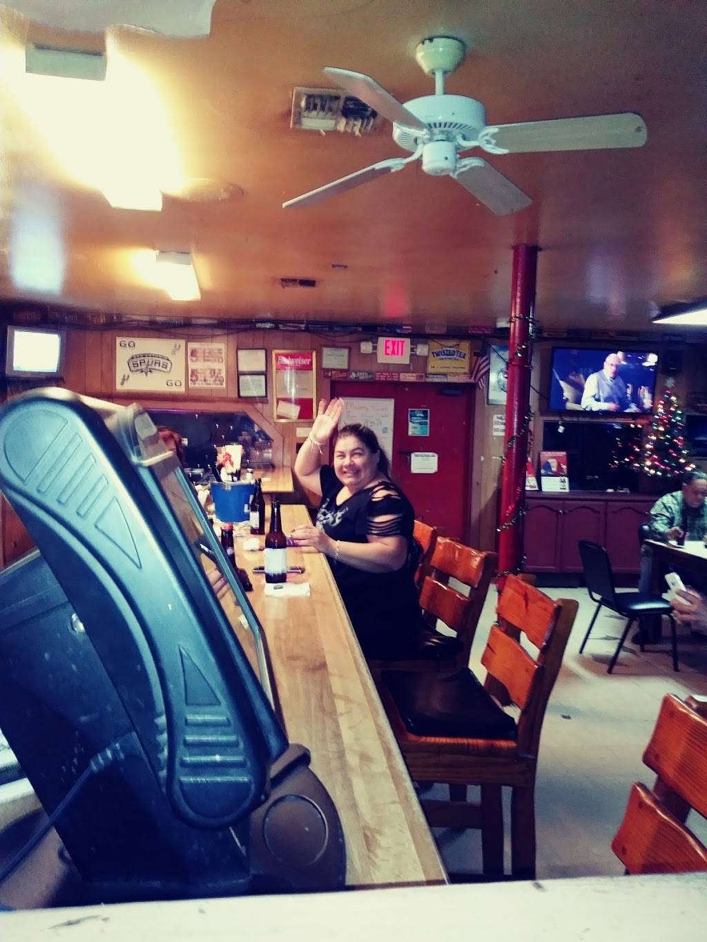 Neals Ice Station | restaurant | 4904 S Presa St, San Antonio, TX 78223, USA | 2105324937 OR +1 210-532-4937