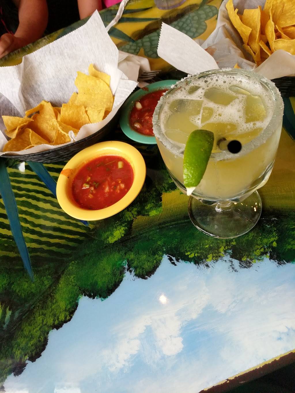 Fiesta Jalisco | restaurant | 1906 N Hwy A1A, Indian Harbour Beach, FL 32937, USA | 3214283509 OR +1 321-428-3509