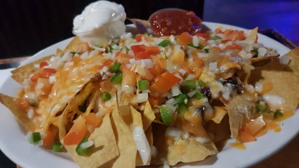 Al Macs Bar | restaurant | 2459 Kingston Rd, Scarborough, ON M1N 1V4, Canada | 4162667999 OR +1 416-266-7999