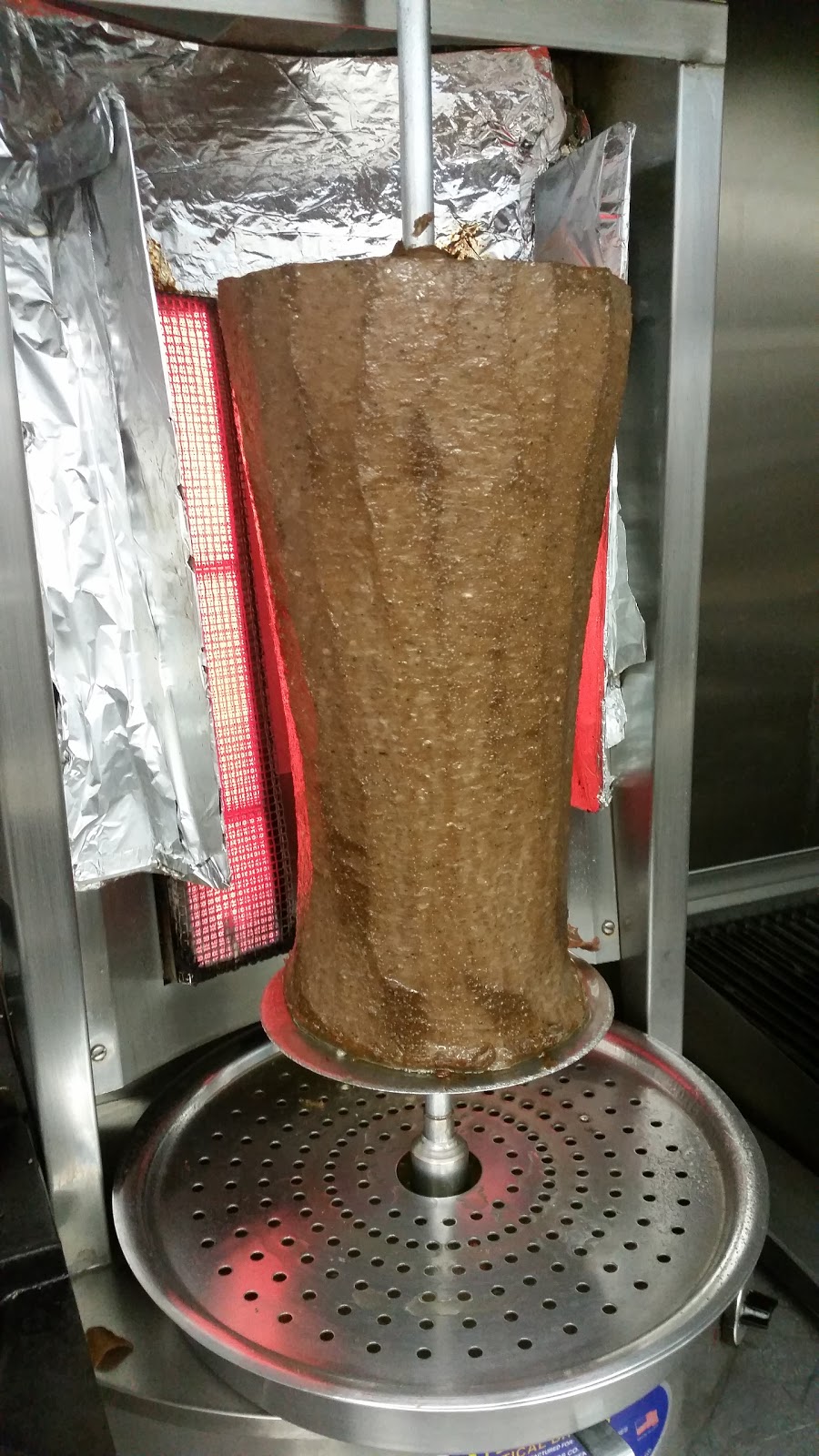 Lincoln Gyros Inc | restaurant | 2314 S 27th St, Milwaukee, WI 53215, USA | 4143834343 OR +1 414-383-4343