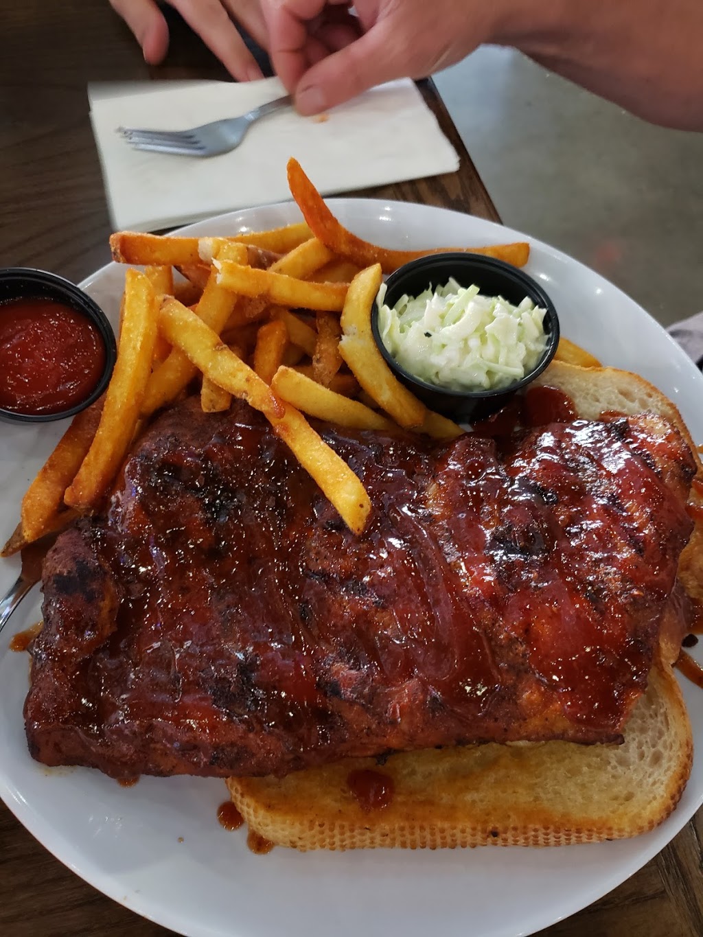 Tavern 24 | restaurant | 825 N Dakota Drive, 24 HWY, Independence, MO 64056, USA | 8166832824 OR +1 816-683-2824