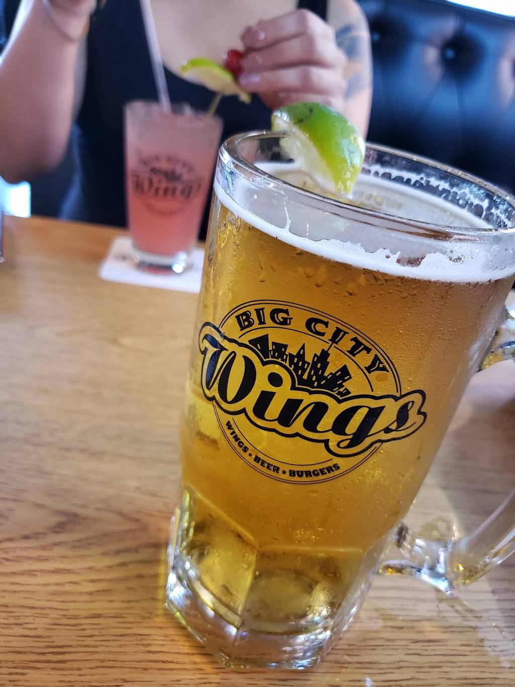 Big City Wings | restaurant | 1522 Kingwood Dr, Kingwood, TX 77339, USA | 8326449093 OR +1 832-644-9093