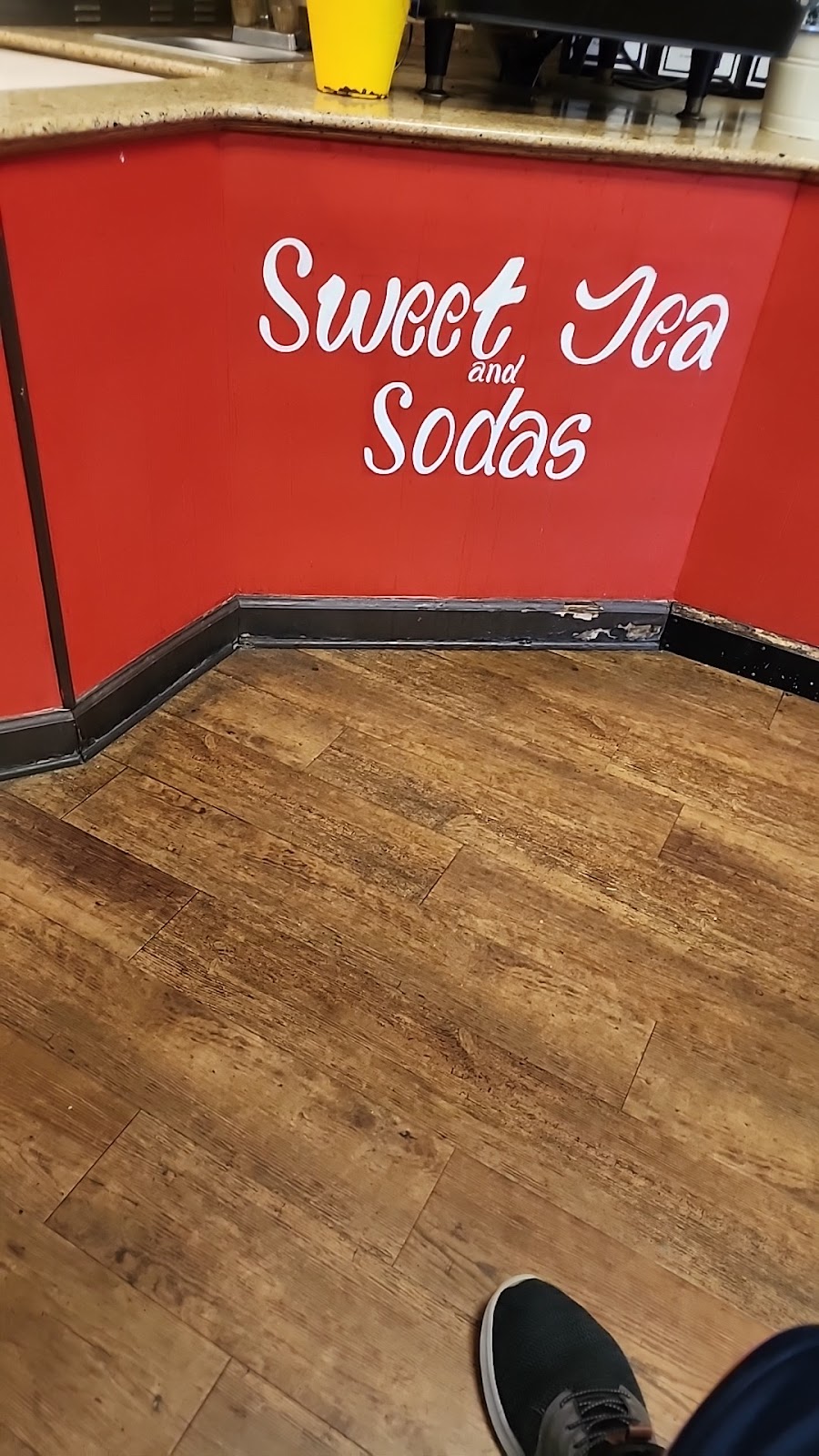 The lazy chicken | restaurant | 1099 E Butler Rd, Greenville, SC 29607, USA | 8642813864 OR +1 864-281-3864