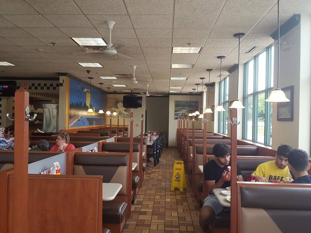 Leos Coney Island | restaurant | 3999 Centerpoint Pkwy, Pontiac, MI 48341, USA | 2483353303 OR +1 248-335-3303