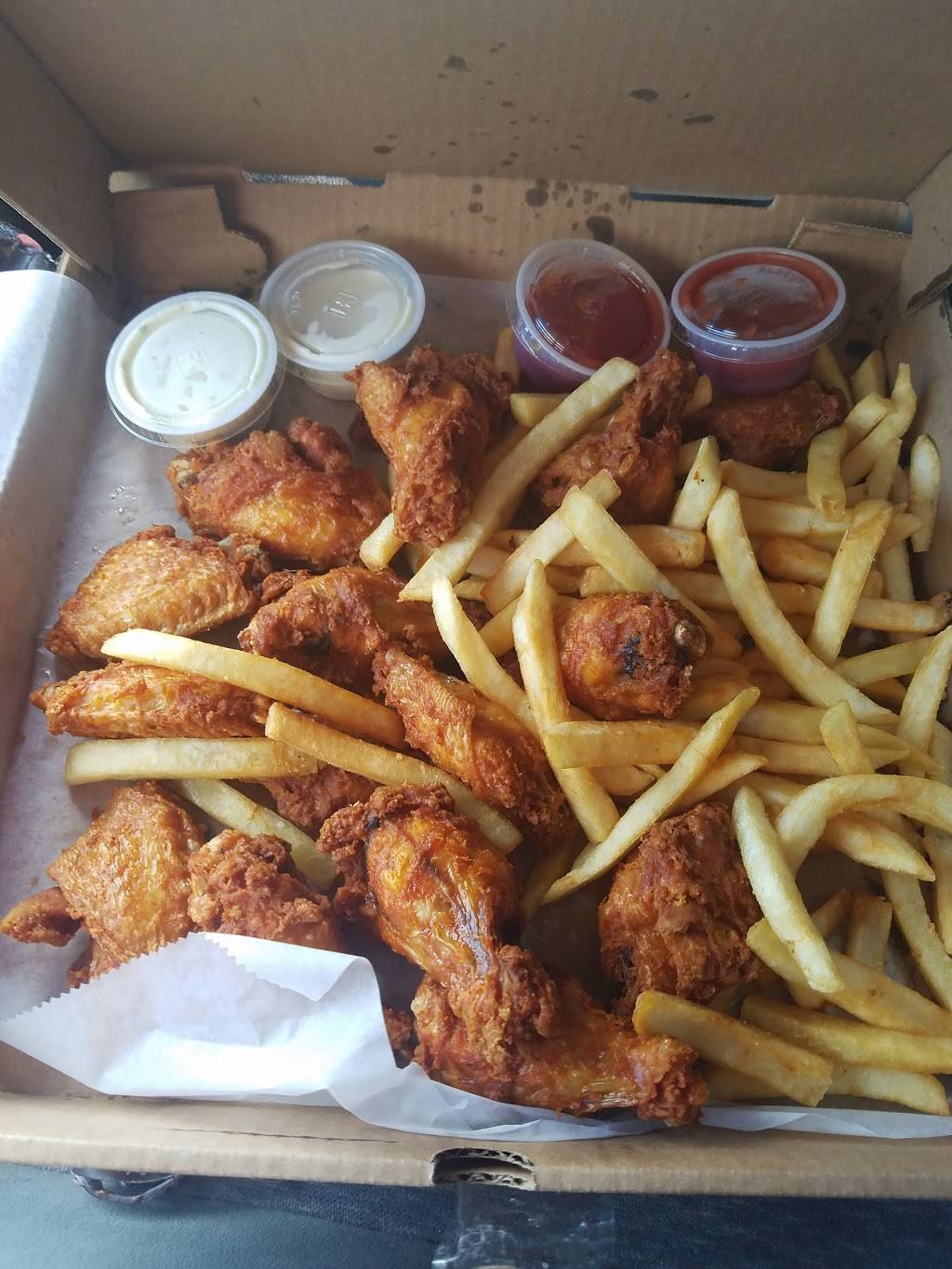 Liquoris Pizza | restaurant | 659 Westfield St, West Springfield, MA 01089, USA | 4137379690 OR +1 413-737-9690