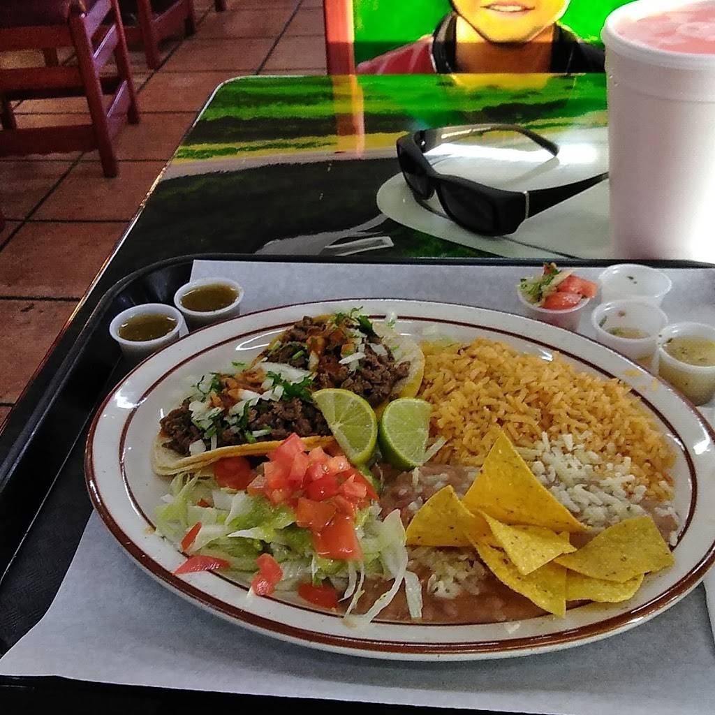 Taco Llama | restaurant | 24374 Main St, Santa Clarita, CA 91321, USA | 6612557035 OR +1 661-255-7035