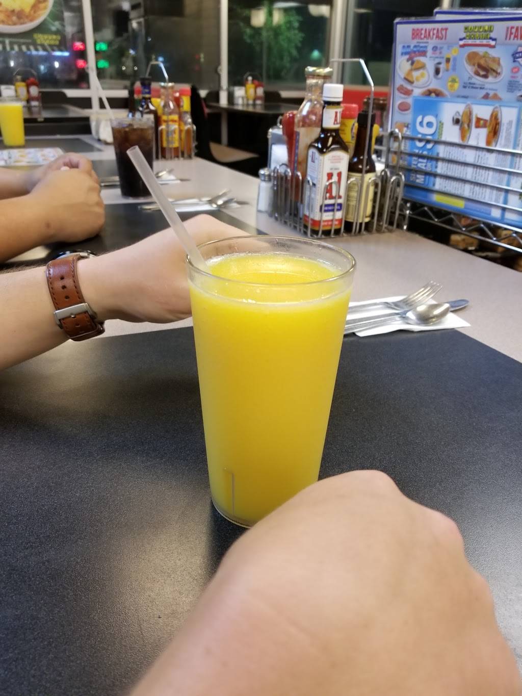 Waffle House | meal takeaway | 14201 Mueschke Rd, Cypress, TX 77433, USA | 2812568453 OR +1 281-256-8453