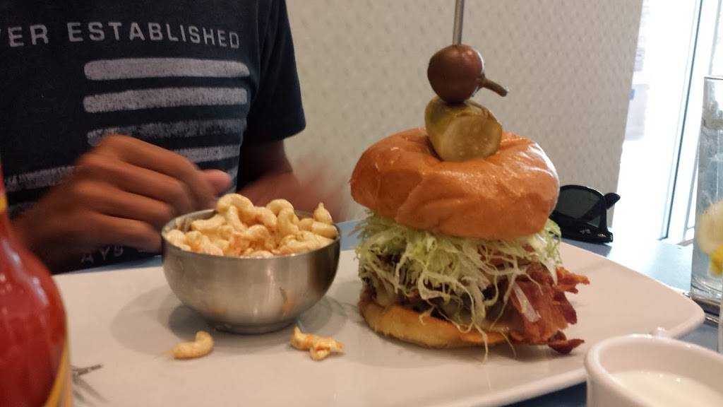 Waters Cafe | restaurant | 32-250 Bob Hope Dr, Rancho Mirage, CA 92270, USA | 8889991995 OR +1 888-999-1995