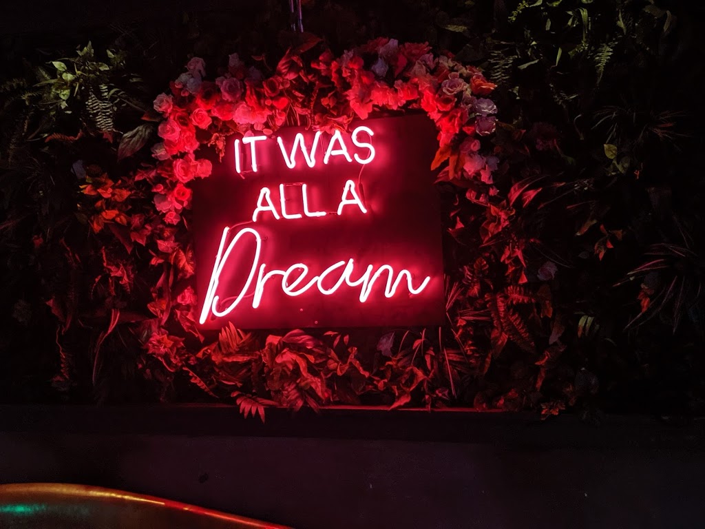 Rec Room | restaurant | 79 W Chippewa St, Buffalo, NY 14202, USA | 7169391279 OR +1 716-939-1279