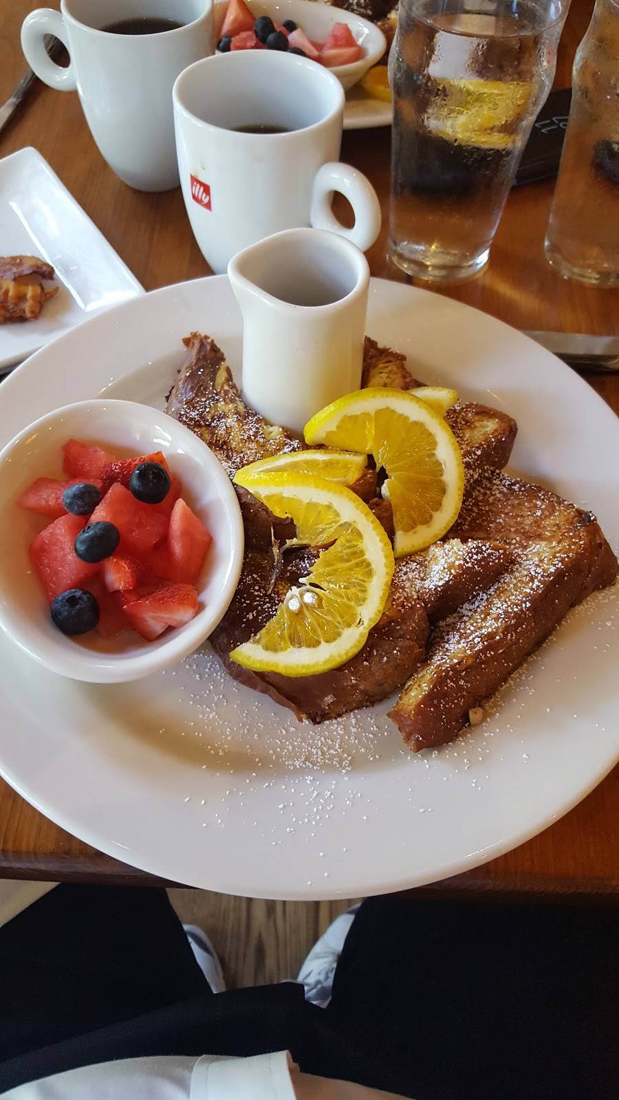 Blue Dog Bakery & Cafe | cafe | 2868 Frankfort Ave, Louisville, KY 40206, USA | 5028999800 OR +1 502-899-9800