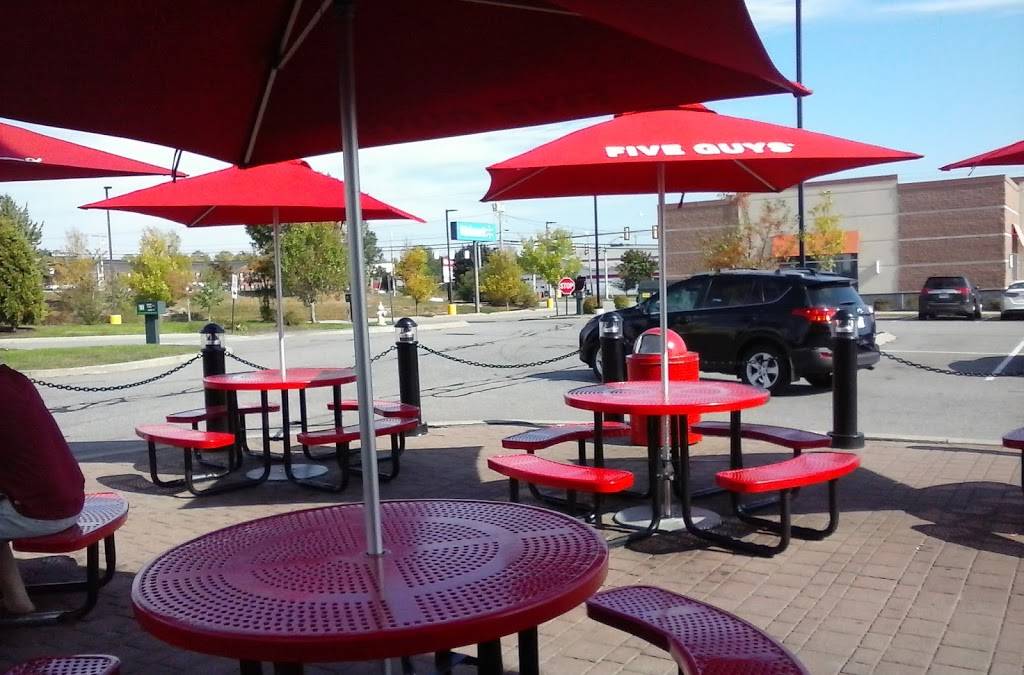 Five Guys | meal takeaway | 878 Stillwater Ave, Bangor, ME 04401, USA | 2079908901 OR +1 207-990-8901