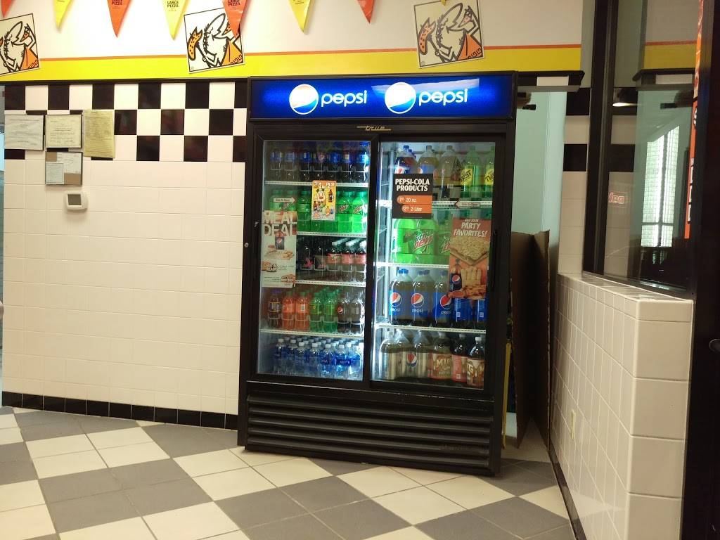 Little Caesars Pizza | meal takeaway | 1009 W Galena Ave, Freeport, IL 61032, USA | 8156168336 OR +1 815-616-8336