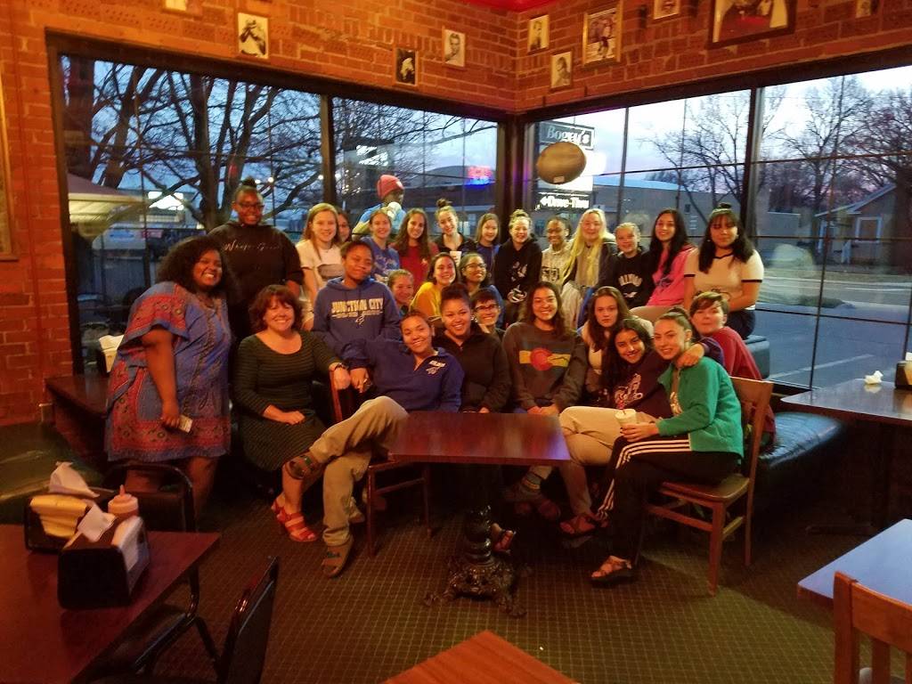 Bogeys | restaurant | 1417 S 9th St, Salina, KS 67401, USA | 7858238066 OR +1 785-823-8066