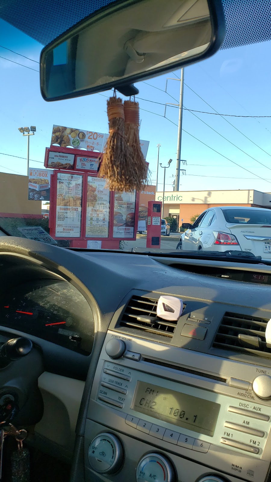 Popeyes | restaurant | 700 Sterlington Rd, Monroe, LA 71203, USA | 3183430980 OR +1 318-343-0980