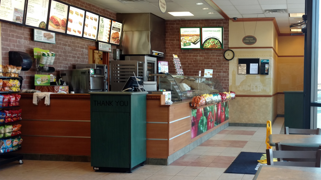 Subway Restaurants | restaurant | Spring Mall Center, 6711 Spring Mall Dr Unit # 3, Springfield, VA 22150, USA | 7037196562 OR +1 703-719-6562