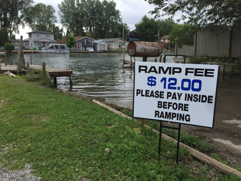 Old Cut Boat Livery | meal takeaway | 39 Rogers Ave, Port Rowan, ON N0E 1M0, Canada | 5195863302 OR +1 519-586-3302