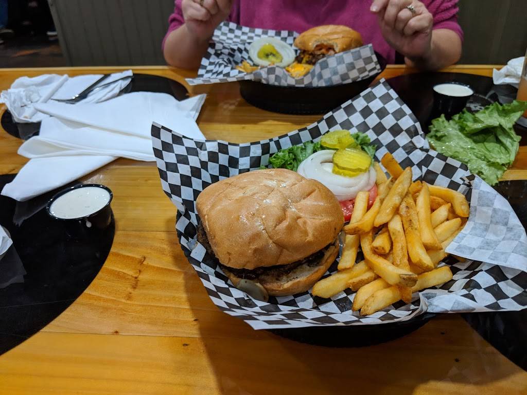 Abbey Road Tavern & Grill | restaurant | 711 N Main St, Fuquay-Varina, NC 27526, USA | 9197627731 OR +1 919-762-7731