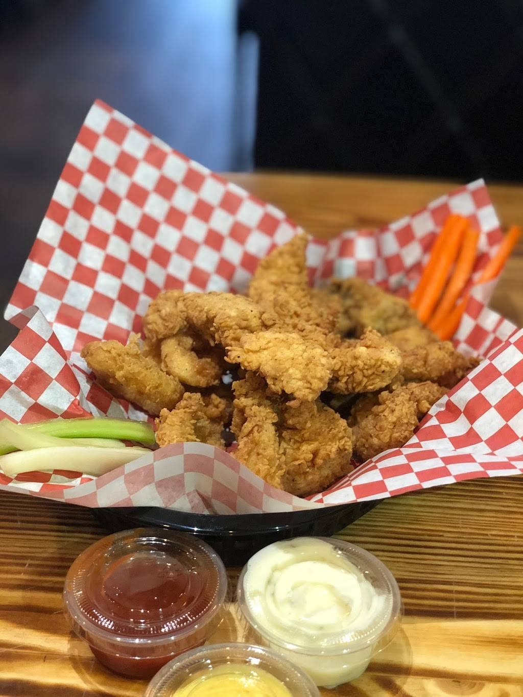 Red Hook Cajun Seafood & Bar | restaurant | 3295 Poplar Ave Suite 101, Memphis, TN 38111, USA | 9015297356 OR +1 901-529-7356