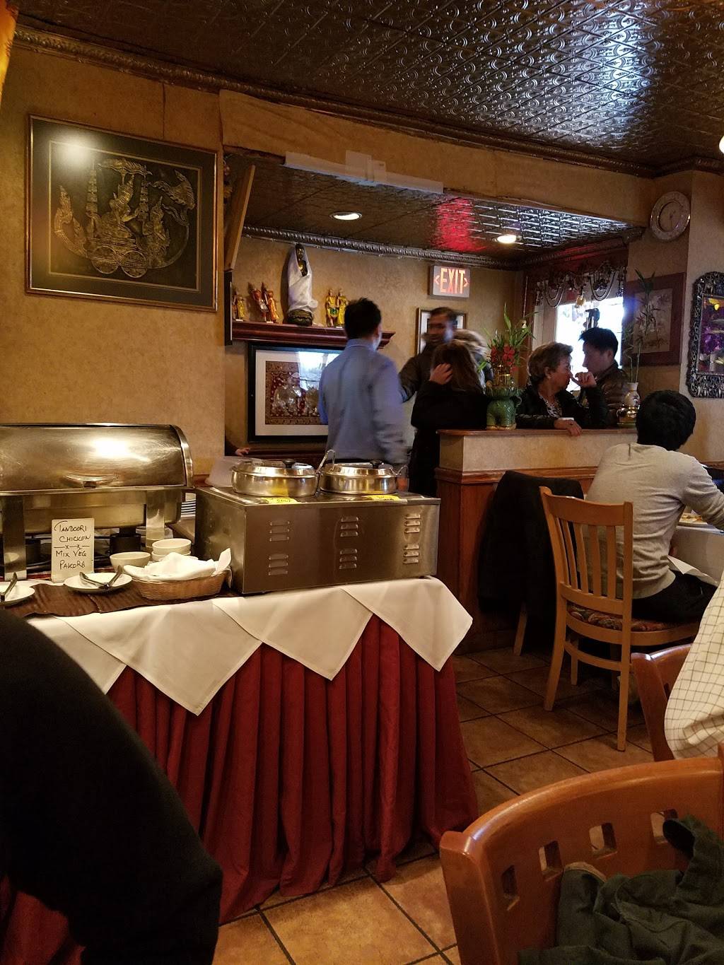 New Chilli & Curry | restaurant | 106 Woodbury Rd, Hicksville, NY 11801, USA | 5169329180 OR +1 516-932-9180