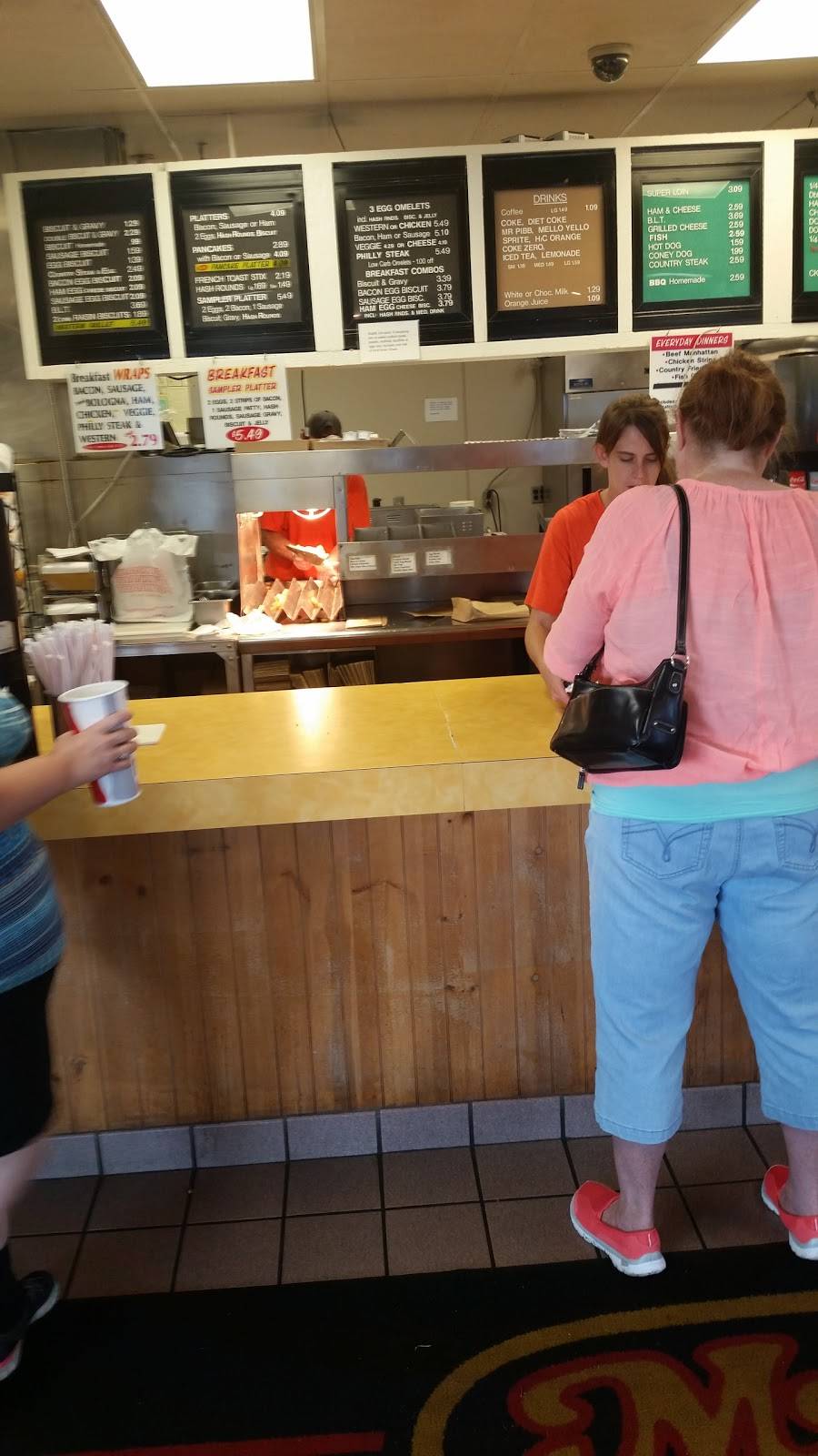 Macs Sandwiches & Salads | restaurant | 1307 S Batavia Ave, Muncie, IN 47302, USA | 7652891070 OR +1 765-289-1070