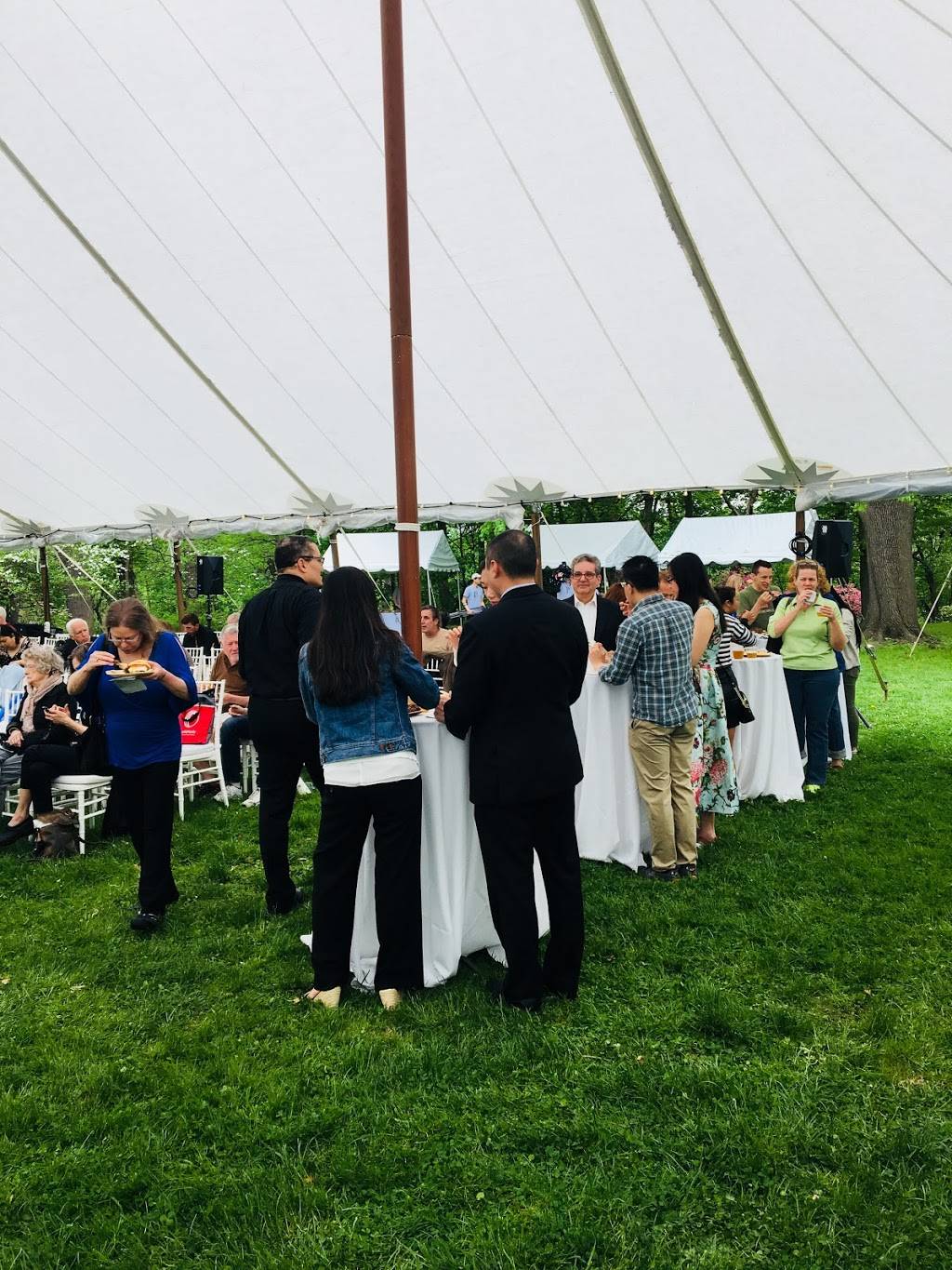 Smith & Boles Cleaning Company | restaurant | 20th W Diamond St, Philadelphia, PA 19121, USA | 2672065128 OR +1 267-206-5128