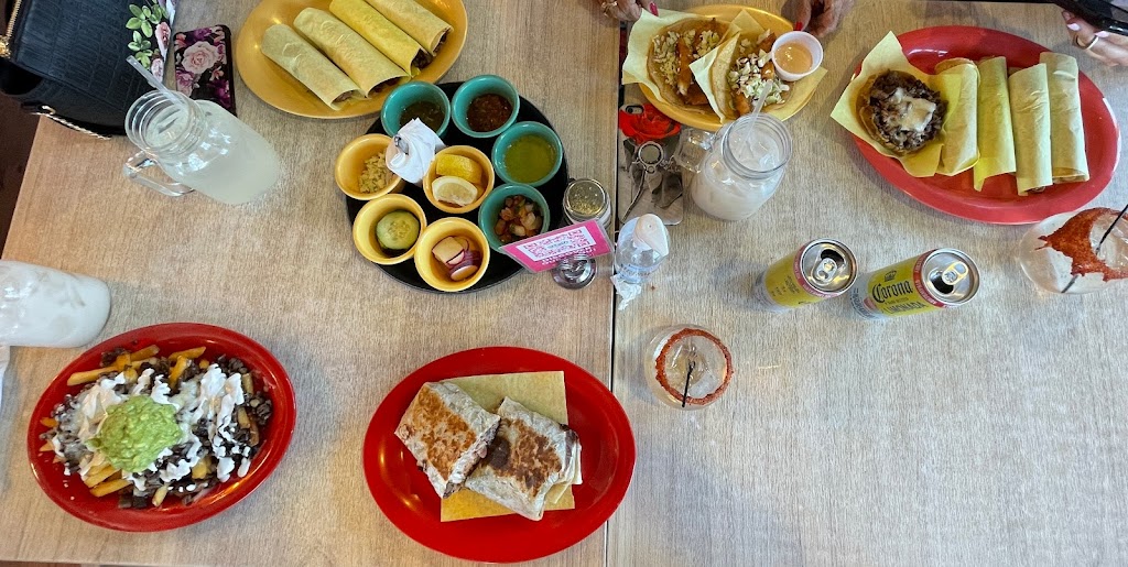 DPoly Taco, Grill & Beer | restaurant | 1573 Main St, El Centro, CA 92243, USA | 7609704243 OR +1 760-970-4243