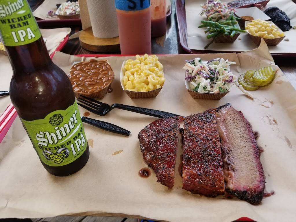 Terry Blacks Barbecue | restaurant | 1003 Barton Springs Rd, Austin, TX 78704, USA | 5123945899 OR +1 512-394-5899