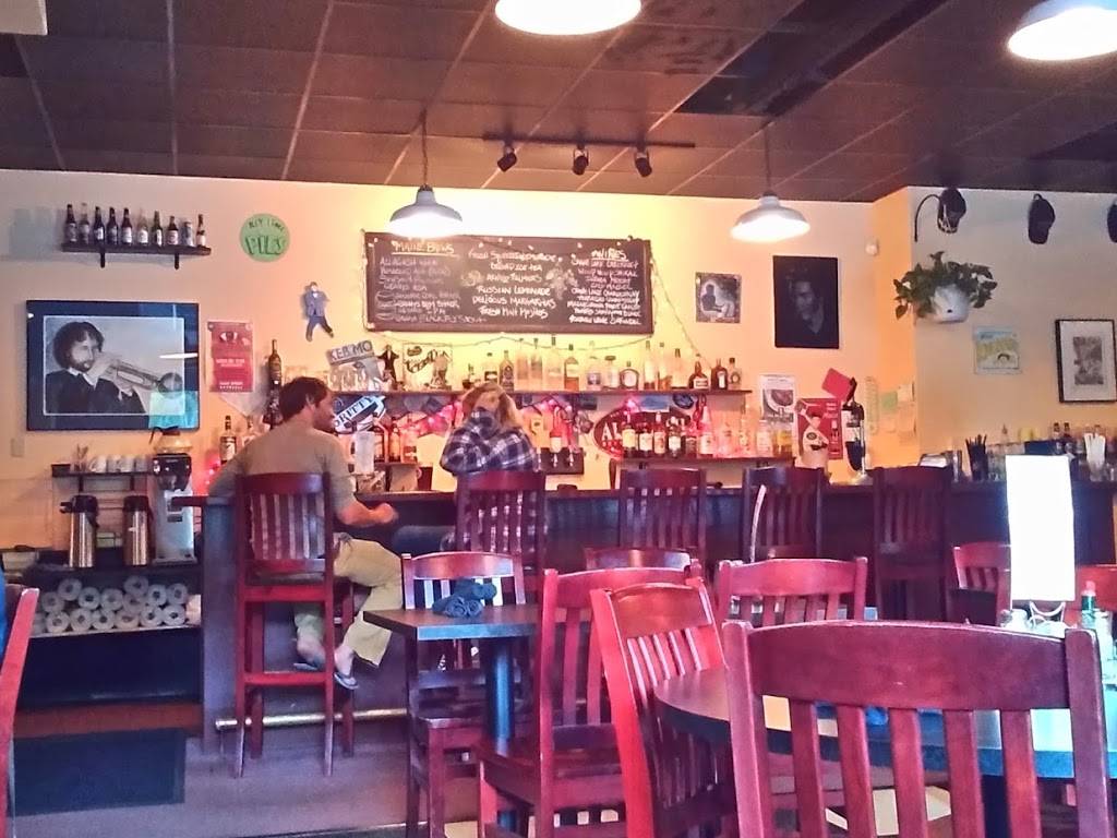 Beale Street Barbeque | restaurant | 215 Water St, Bath, ME 04530, USA | 2074429514 OR +1 207-442-9514