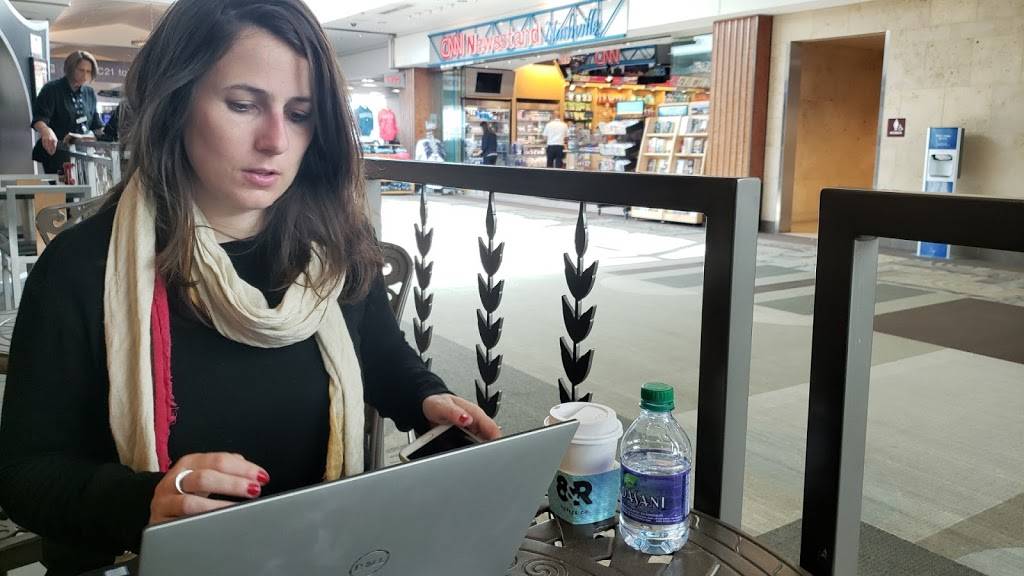 8th & Roast | cafe | 1 Terminal Dr, Nashville, TN 37214, USA | 6159884020 OR +1 615-988-4020