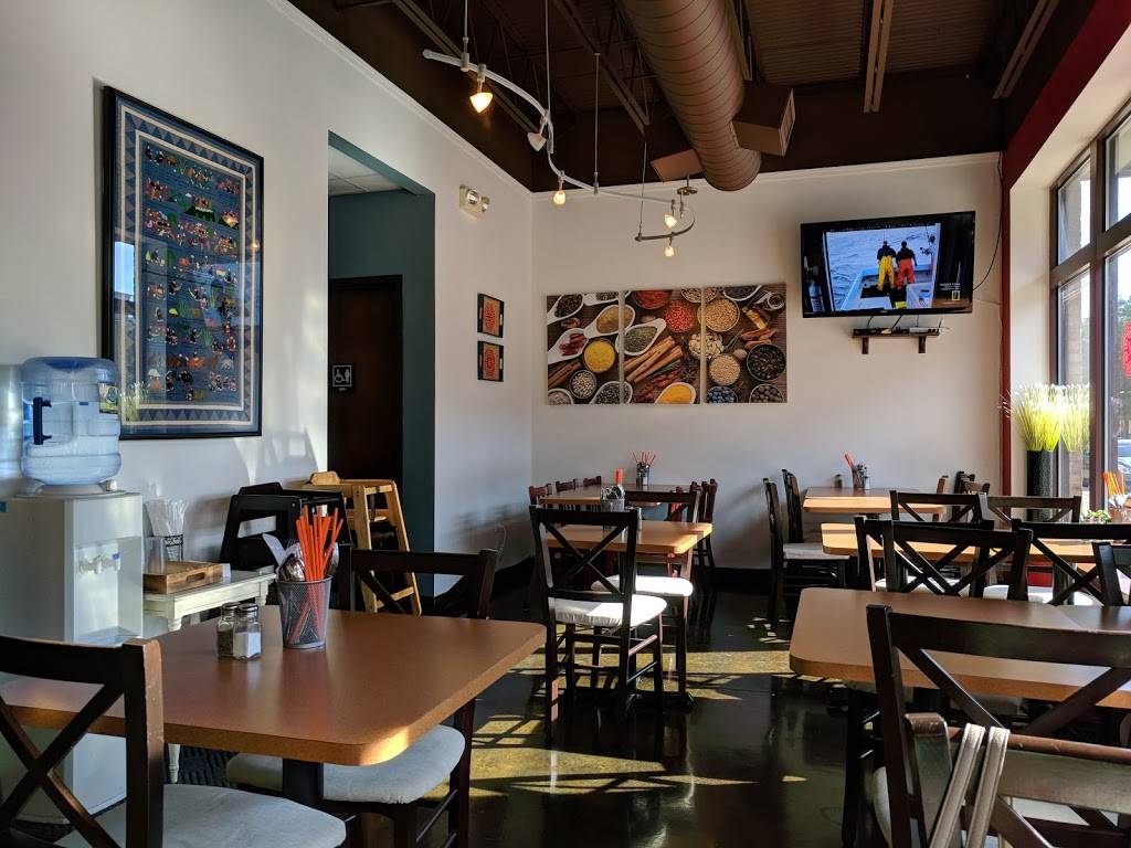 May’s Egg Rolls | restaurant | 154 N Broadway, Green Bay, WI 54303, USA | 9205449621 OR +1 920-544-9621