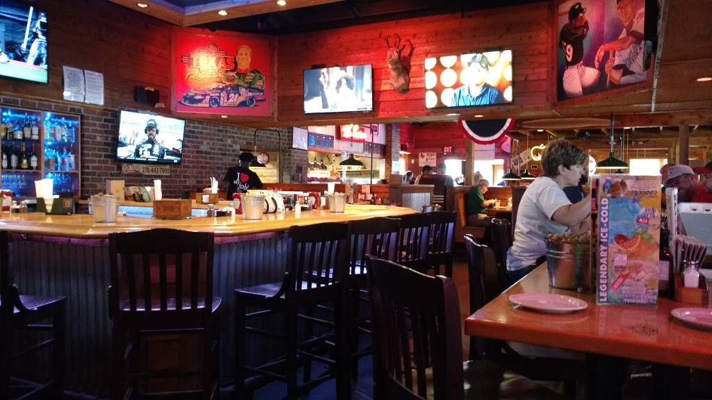 Texas Roadhouse | restaurant | 2900 James Sanders Blvd, Paducah, KY 42001, USA | 2704427000 OR +1 270-442-7000