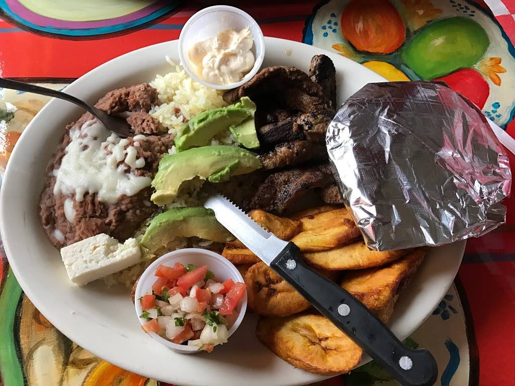 Estrella Hondumex | restaurant | 109 Roaring Fork Rd, Gatlinburg, TN 37738, USA | 8653251458 OR +1 865-325-1458