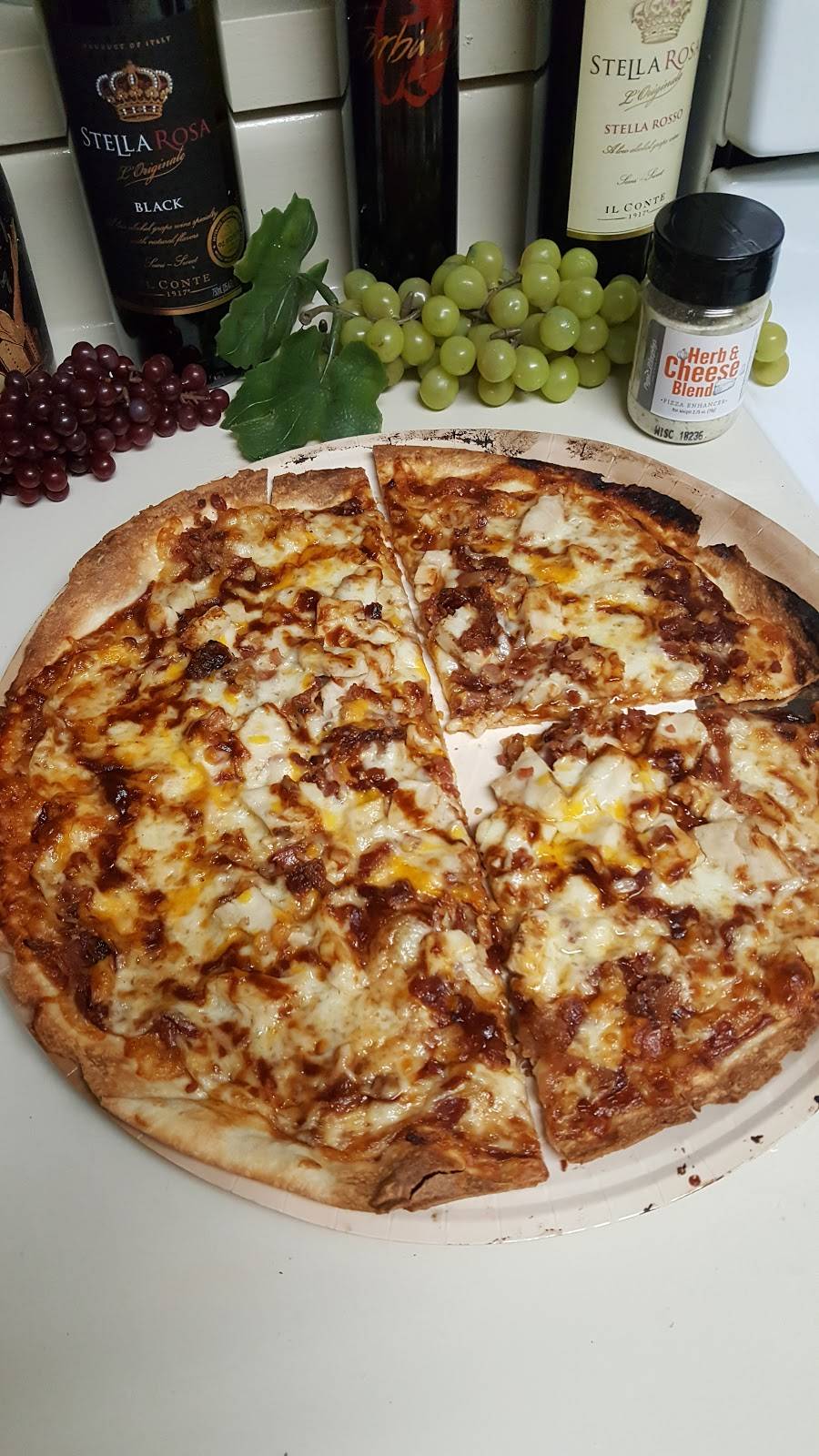 Papa Murphys Take N Bake Pizza | meal takeaway | 2690 Kirby Whitten Rd #105, Memphis, TN 38133, USA | 9012663491 OR +1 901-266-3491