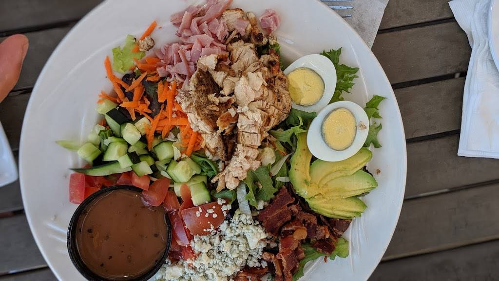 Lucky Beaver, Bar & Burger | restaurant | 31 US-50 #104, Stateline, NV 89449, USA | 7755807770 OR +1 775-580-7770