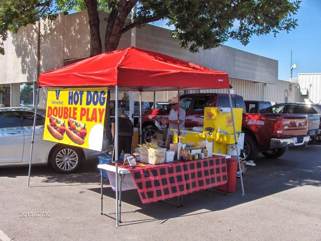 The Daily Dawg, LLC | restaurant | 1901 Rolling View Dr, Loveland, CO 80537, USA | 9704435522 OR +1 970-443-5522