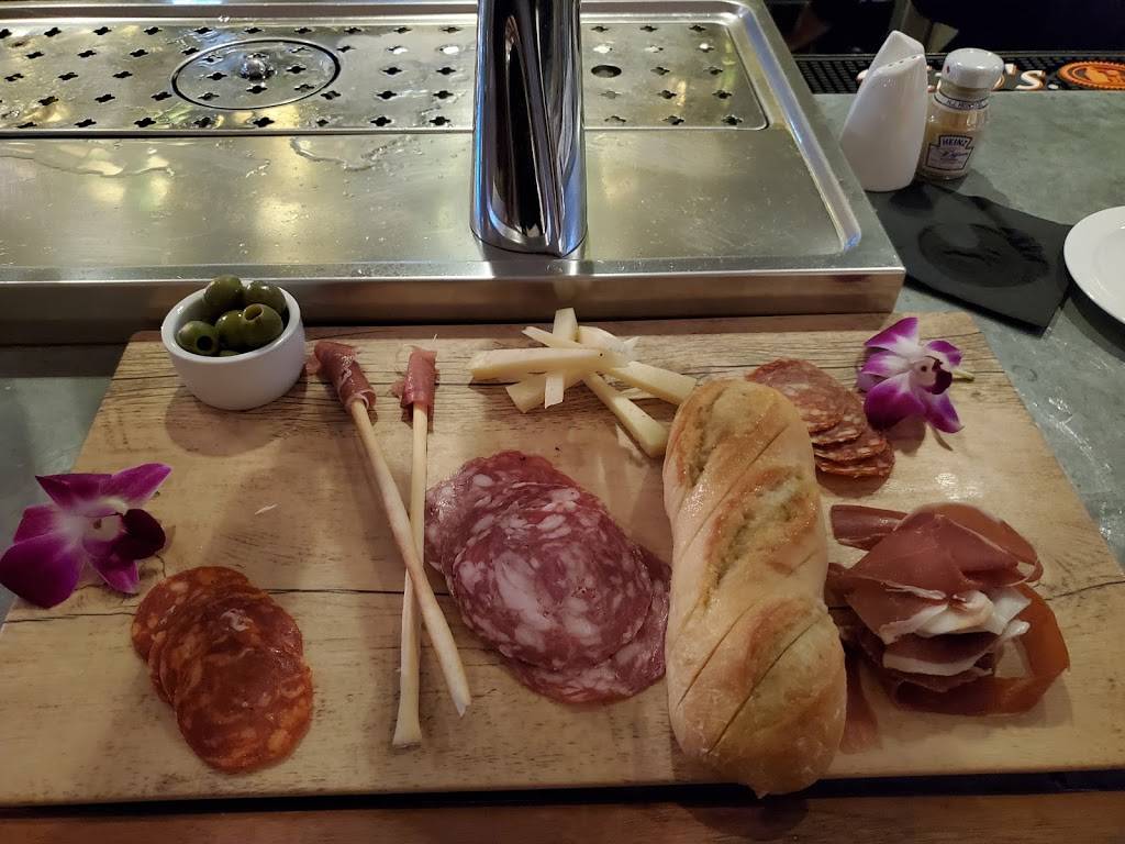 Railroad Stop | restaurant | Santa Rosa, CA 95401, USA | 7074956212 OR +1 707-495-6212