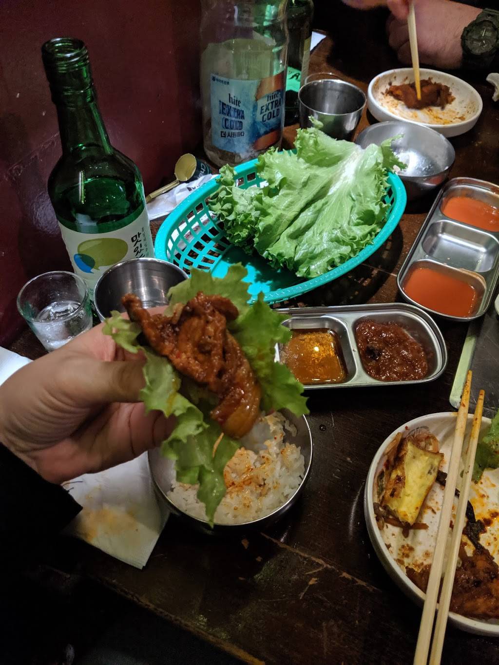 MUTA Restaurant & Karaoke | restaurant | 5501 N Front St, Philadelphia, PA 19120, USA | 2152242244 OR +1 215-224-2244