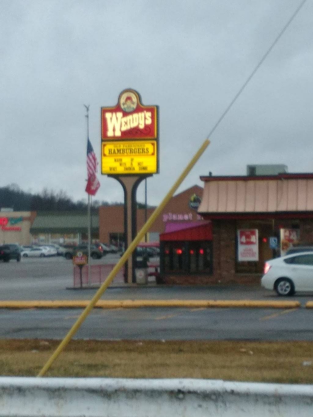 Wendys | restaurant | 2602 Gihon Rd, Parkersburg, WV 26101, USA | 3044285911 OR +1 304-428-5911