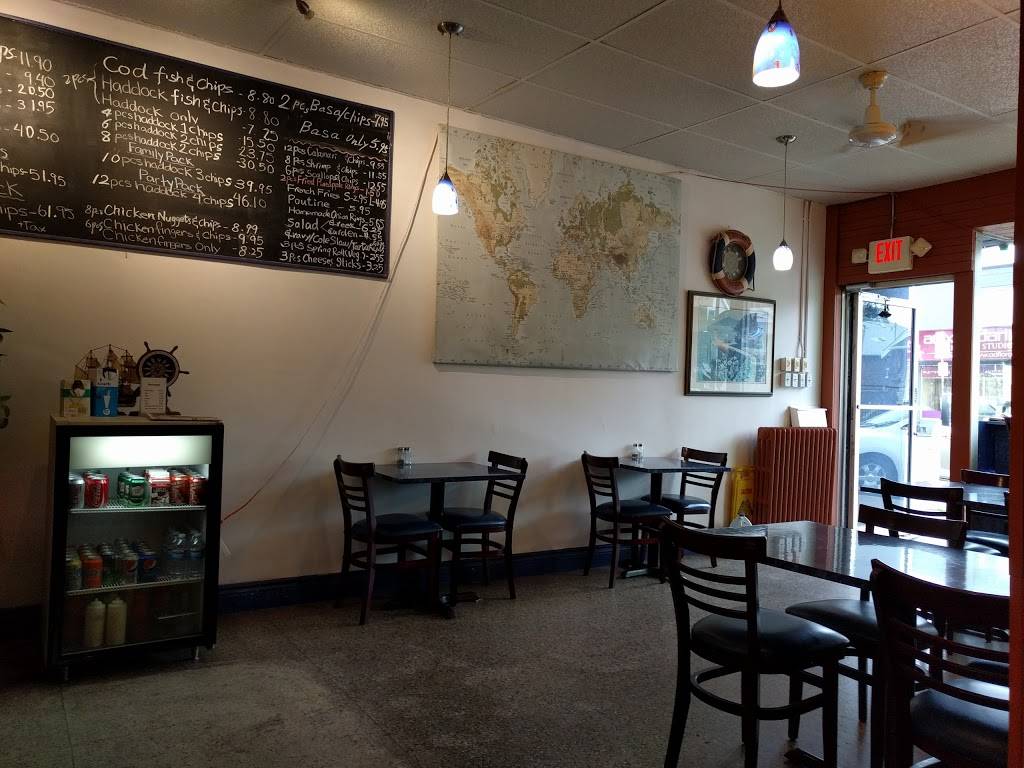 Captain John Donlands Fish & Chips | restaurant | 373 Donlands Ave, East York, ON M4J 3S2, Canada | 4164223474 OR +1 416-422-3474