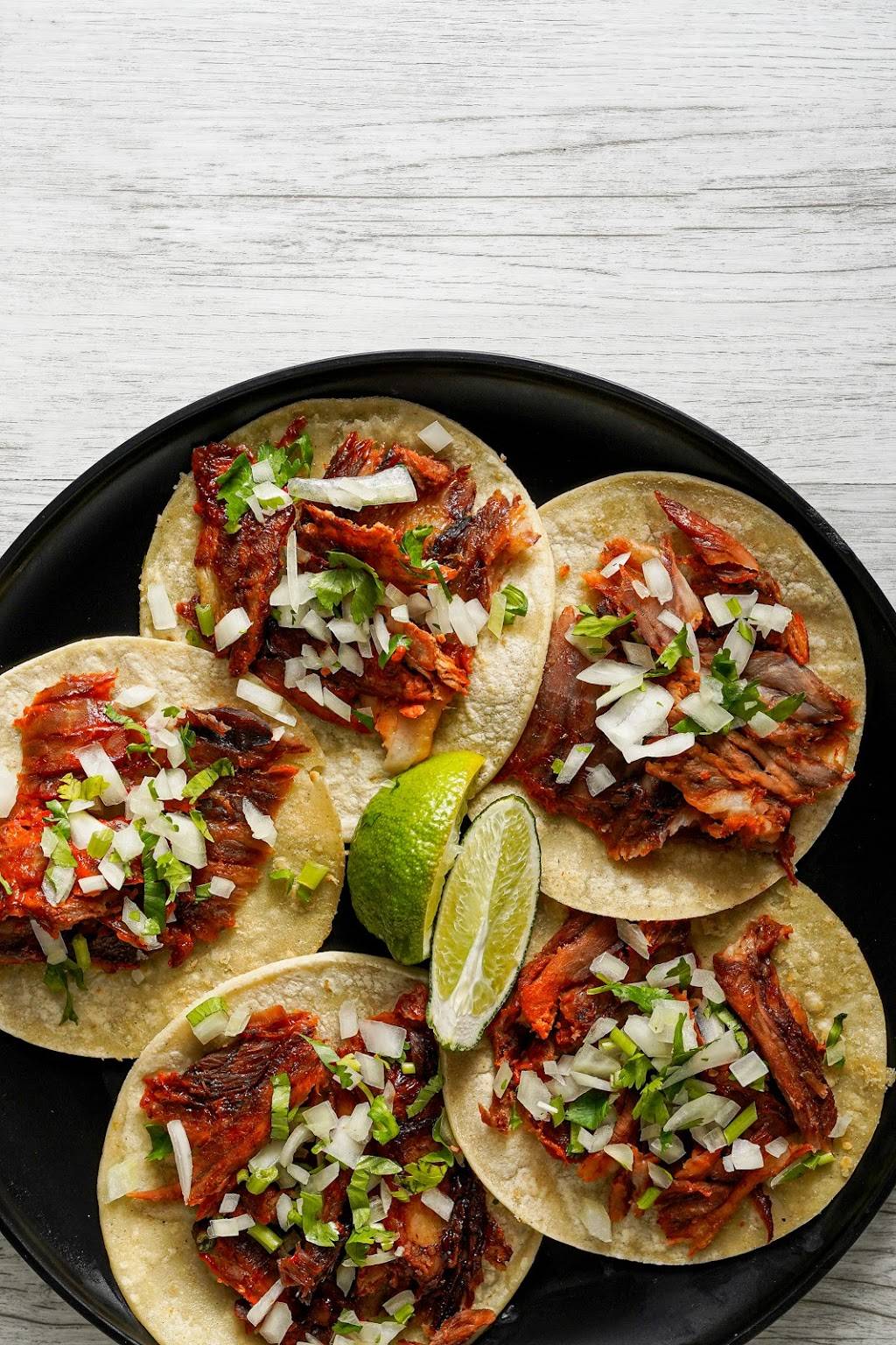 Taqueria Los Güeros | restaurant | 79 Union Blvd, Totowa, NJ 07512, USA | 2015667001 OR +1 201-566-7001