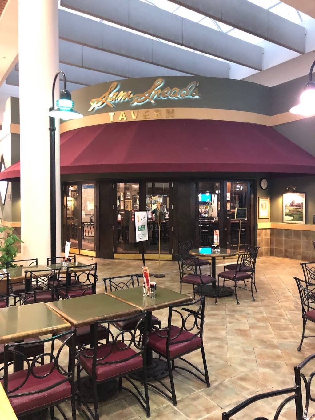 Sam Sneads Tavern | restaurant | Palm Beach International Airport Bldg. 1000, Suite 124, West Palm Beach, FL 33415, USA | 5616830834 OR +1 561-683-0834