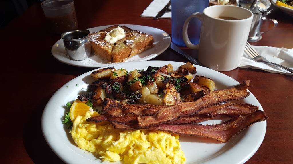 Cowboys Corner Cafe | cafe | 946 Main St, Watsonville, CA 95076, USA | 8317618996 OR +1 831-761-8996