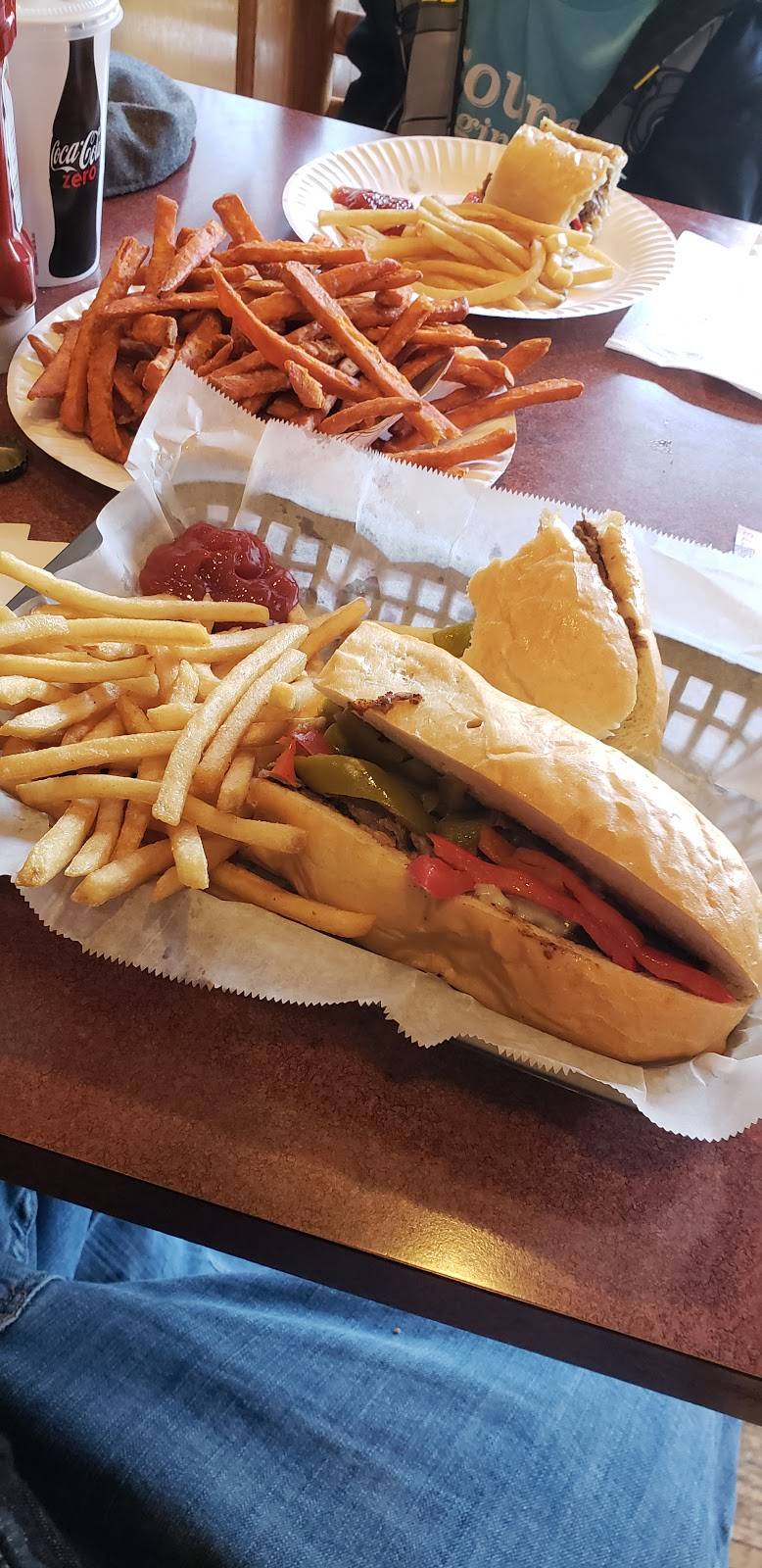 Uncle Sams Submarines | restaurant | 5808 Forbes Ave, Pittsburgh, PA 15217, USA | 4125217827 OR +1 412-521-7827