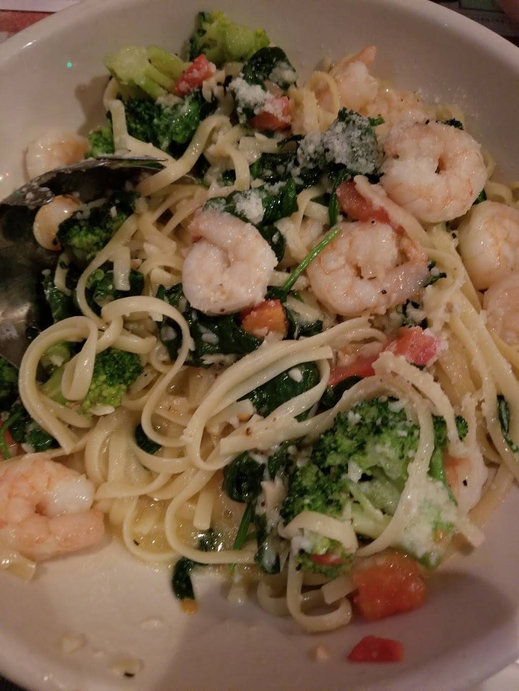 Buca di Beppo Italian Restaurant | restaurant | 659 U.S. 31 N, Greenwood, IN 46142, USA | 3178842822 OR +1 317-884-2822